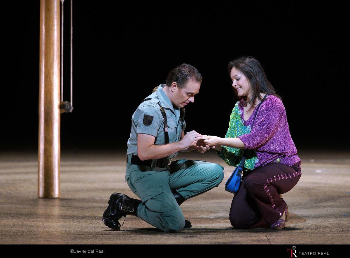 Archivo - Imagen de recurso de una representación de 'Carmen', de Georges Bizet, en el Teatro Real (2017)