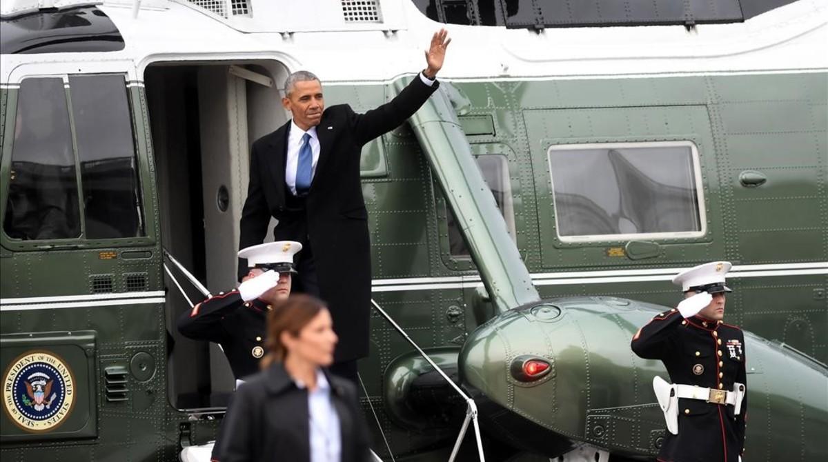 Obama abandona el Capitolio en helicóptero.