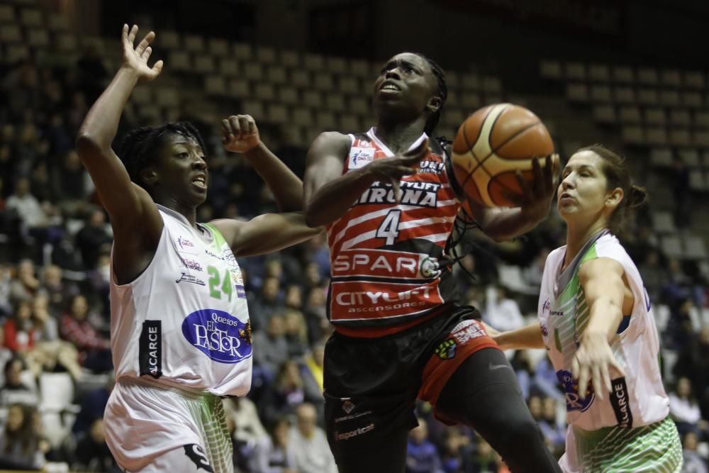 Les millors imatges de l''Uni-Zamora (89-50)