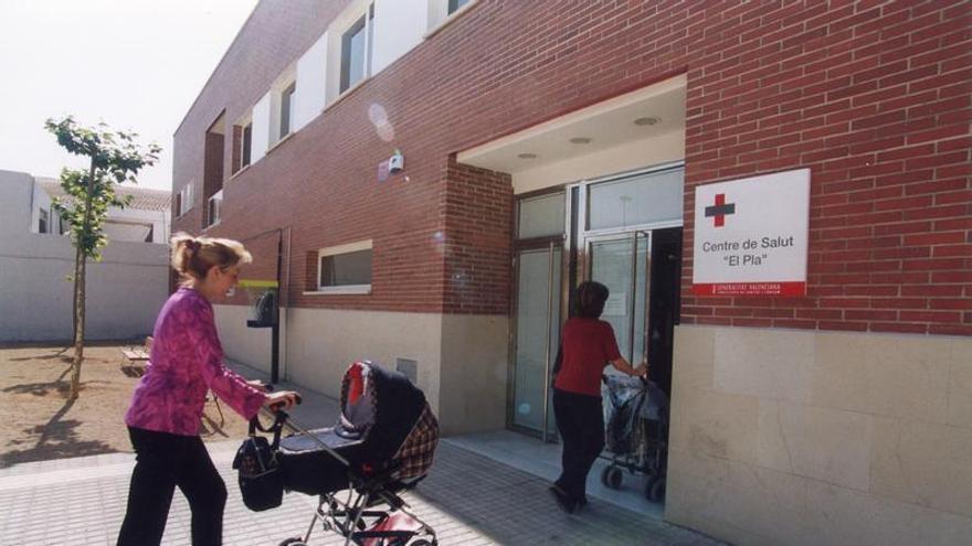 El sindicato SATSE alerta de sobrecarga en Enfermería del centro de salud de El Pla en Elche