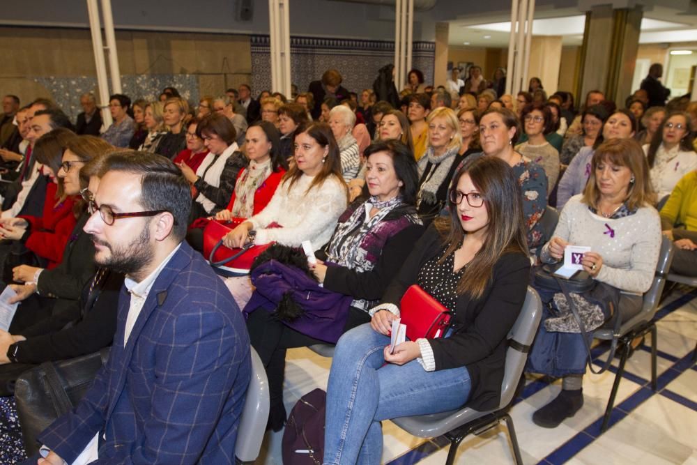 Homenaje a las víctimas de la violencia de género