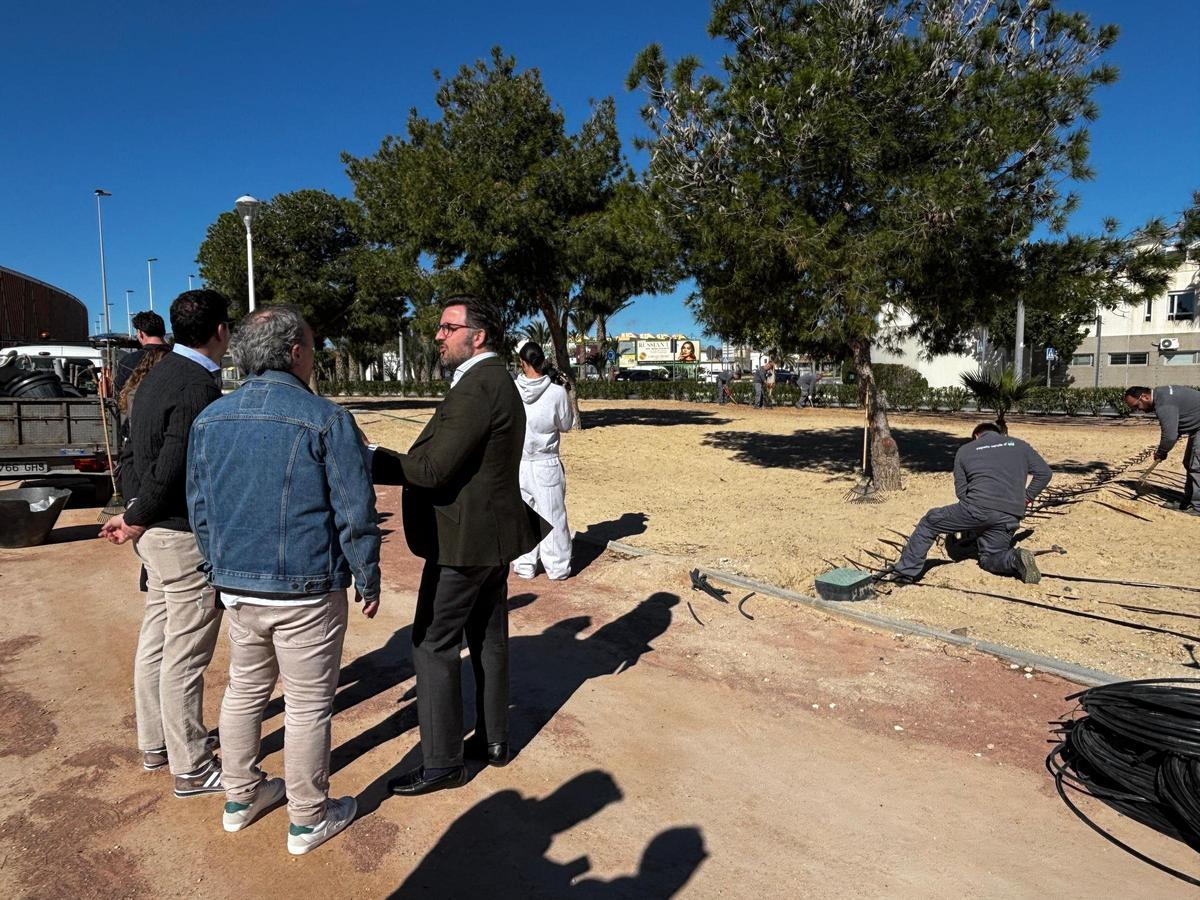 Los jardines dedicados a las víctimas del covid pronto tendrán riego por goteo en Elche.