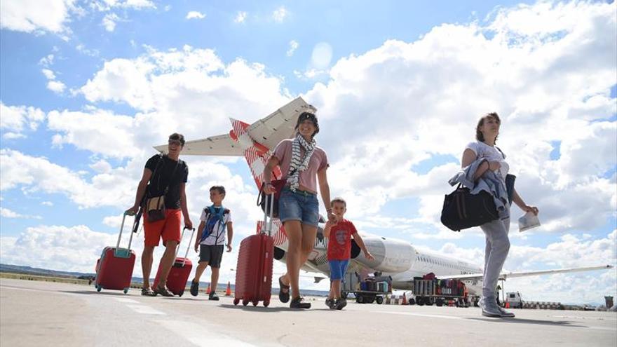 Durante el verano habrá un vuelo semanal a Cerdeña y Marruecos