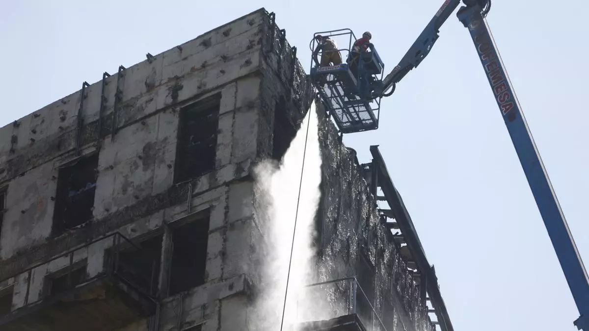 El juez interrogará a los funcionarios del ayuntamiento que dieron la licencia del edificio
