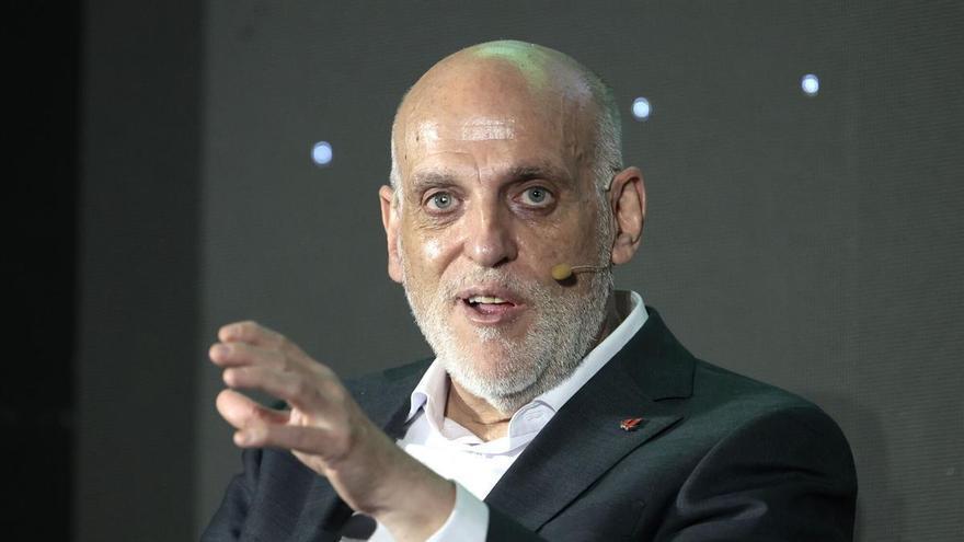 La excepción de Javier Tebas que puede retrasar el debut de Betis y Sevilla en LaLiga 2026/27