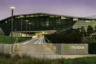 Nvidia dispara sus beneficios e ingresos en el primer trimestre fiscal, con 13.747 millones de euros, y triplica ingresos