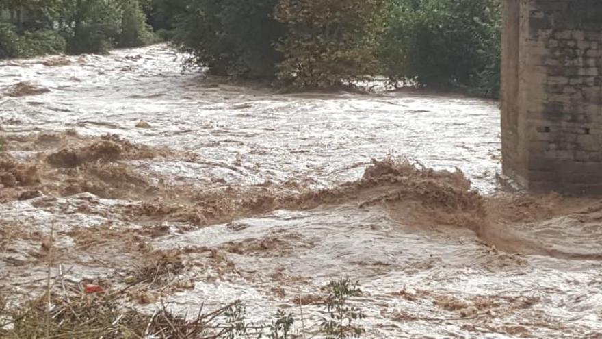 Uns 200 usuaris queden sense llum a la Catalunya Central per la pluja