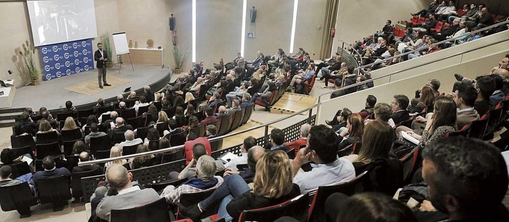 El foro del BusinessDMallorca: Comunicación persuasiva