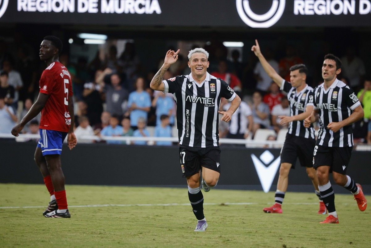 La victoria del FC Cartagena sobre el Tarazona, en imágenes