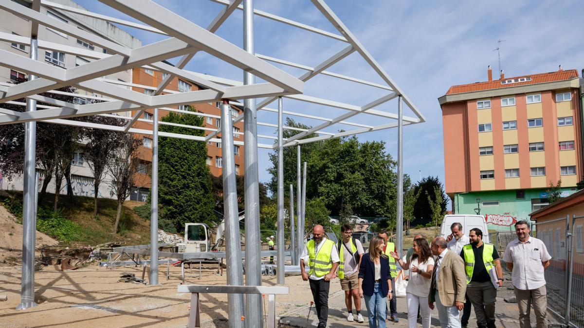 Avance de las obras de las pérgolas en O Ventorrillo.