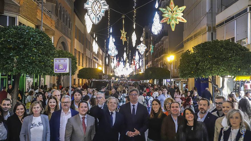 La Navidad nace en Puente Genil con este espectacular alumbrado