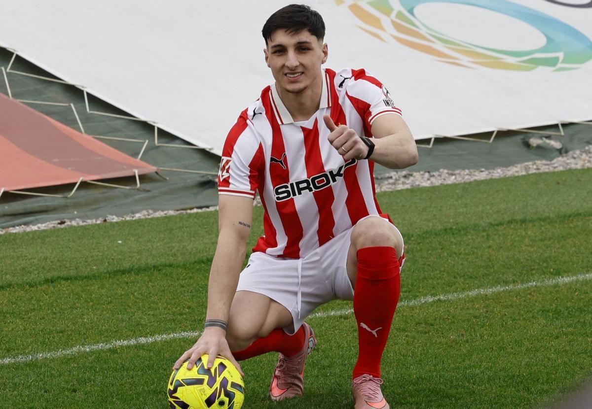 Andrés Ferrari, durante su presentación en Mareo. | MARCOS LEÓN