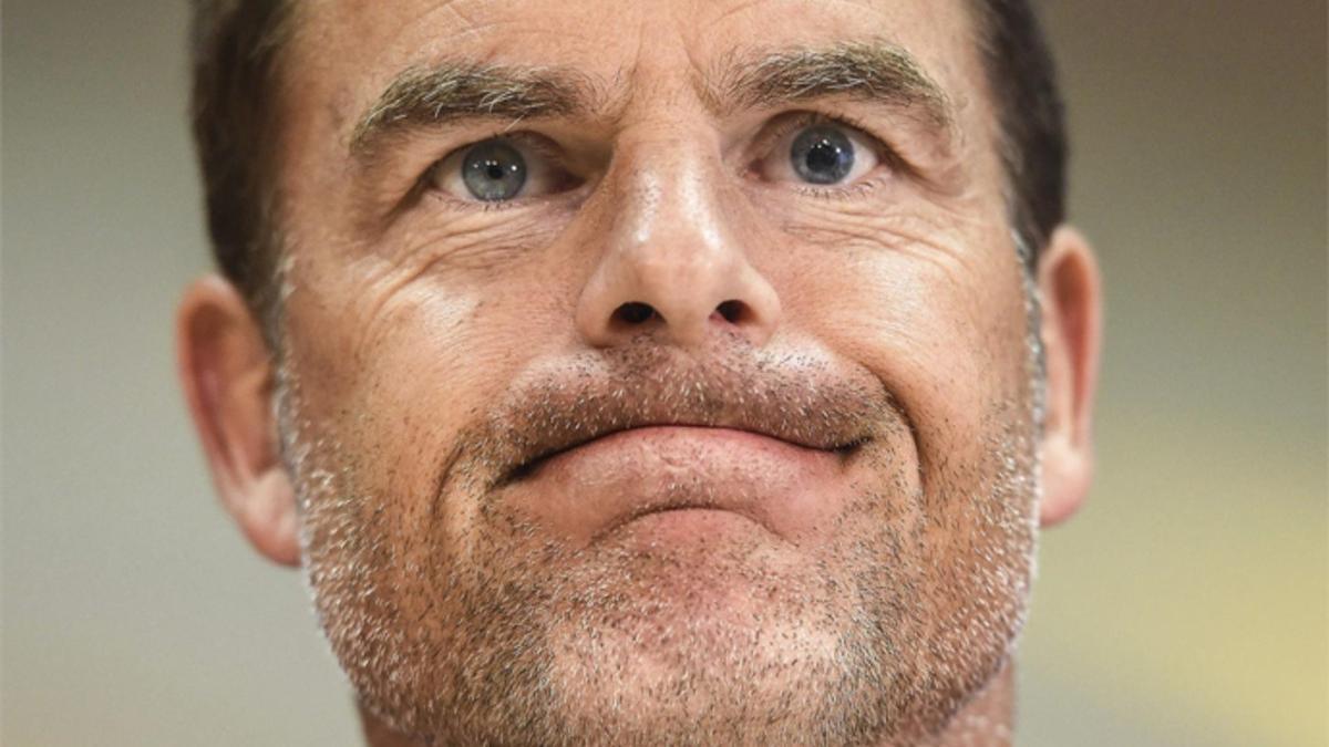 De Boer, destituido