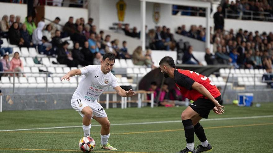 La Peña Deportiva golea al colista y casi se asegura la permanencia en Segunda RFEF