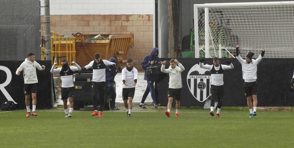 Las mejores imágenes del entrenamiento del Valencia de este domingo