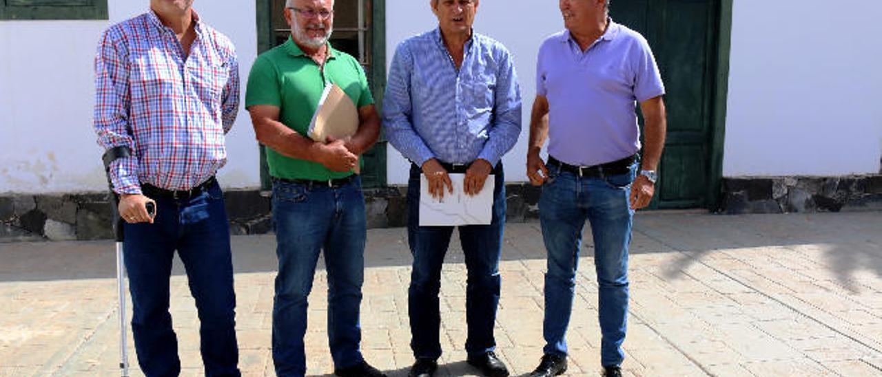 Salvador Delgado, Marcelino Cerdeña, Rafael Perdomo y Juan José Cazorla.