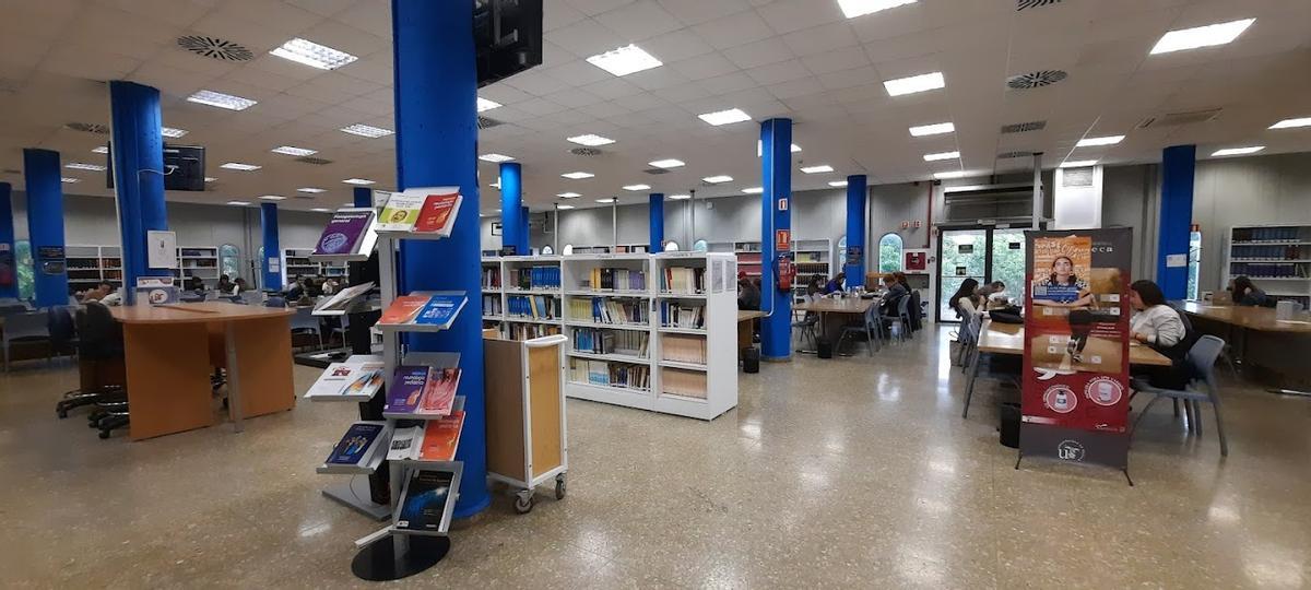 Biblioteca de Centros de la Salud, en la Macarena