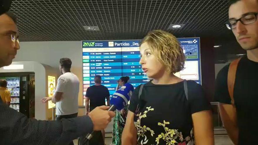 Quejas de dos de los atrapados en el aeropuerto de Madeira