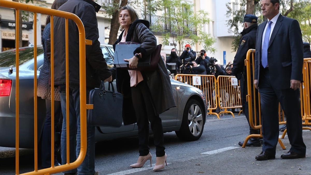 Carme Forcadell, presidenta del Parlament, a su llegada al Tribunal Supremo.