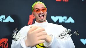 ¿Podrá J Balvin salir de nuevo cargado de premios?