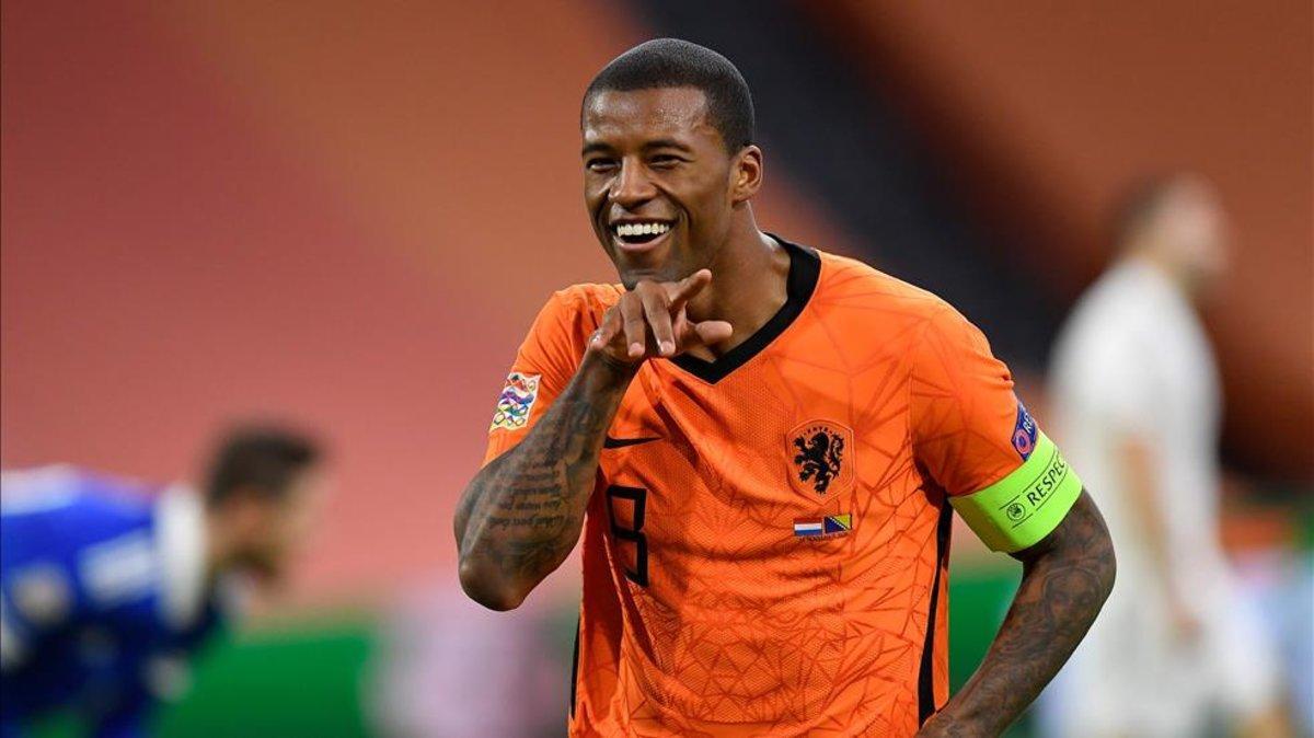 Wijnaldum está en la órbita del Real Madrid y el Barça