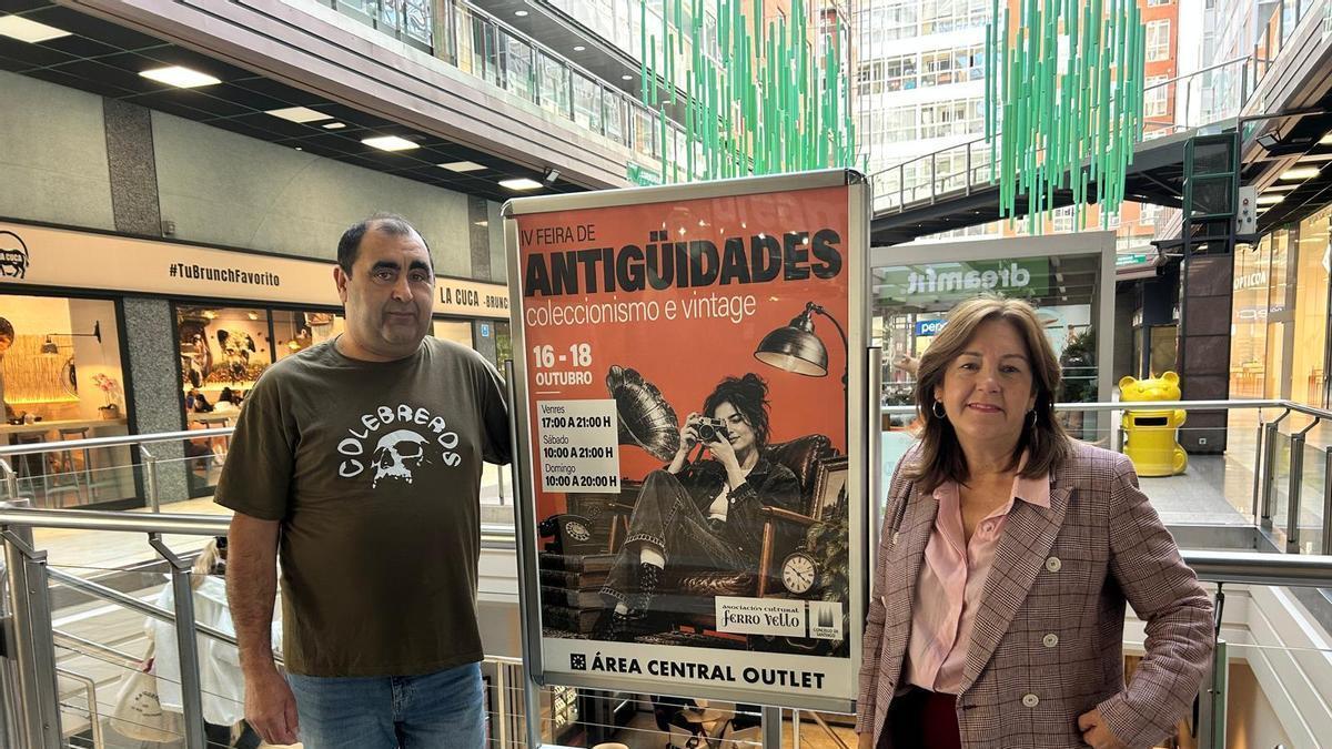 Presentación de la IV Feria de Antigüedades.