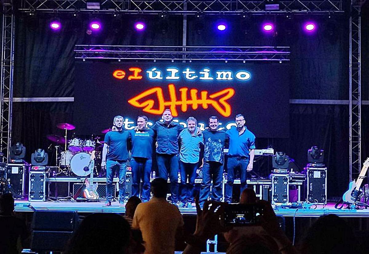 El Último Tributo puso banda sonora al festejo. | SERVICIO ESPECIAL