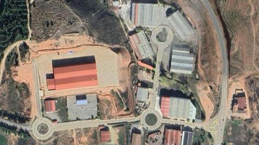 Muere un trabajador de una empresa de transportes en Montalbán (Teruel)