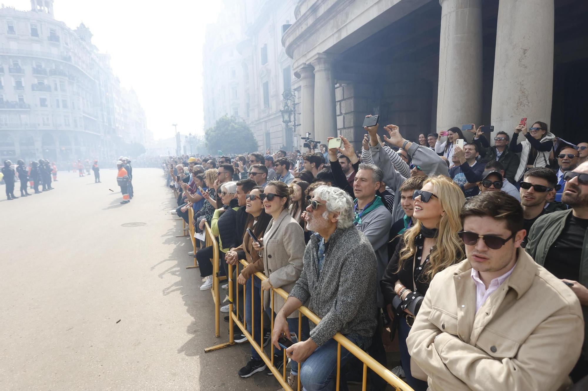 Búscate en la mascletà del 19 de marzo