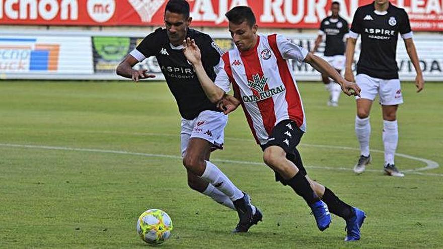 Pablo Zotes en el amistoso del pasado sábado ante la Cultural.