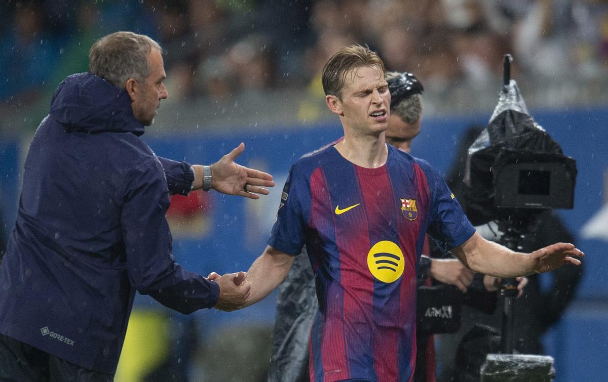 Flick tria Raphinha en comptes de De Jong per parlar al Gamper