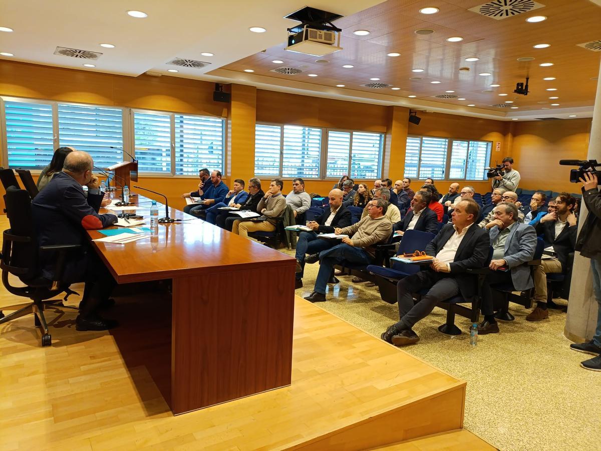 Reunión de la Mesa de Sanidad Vegetal de la Región, en la que se realizará un análisis de la situación actual con plagas como la del pulgón que afecta a los cultivos hortícola.