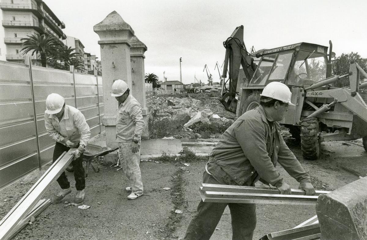 La Plaza del Mar cumple 30 años: así fue una obra que cambió el Grau de Castelló