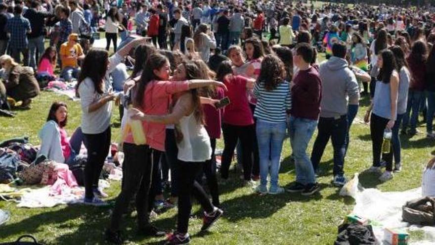 Ambiente en la pradera del Ferrera el Lunes de Pascua del año pasado.