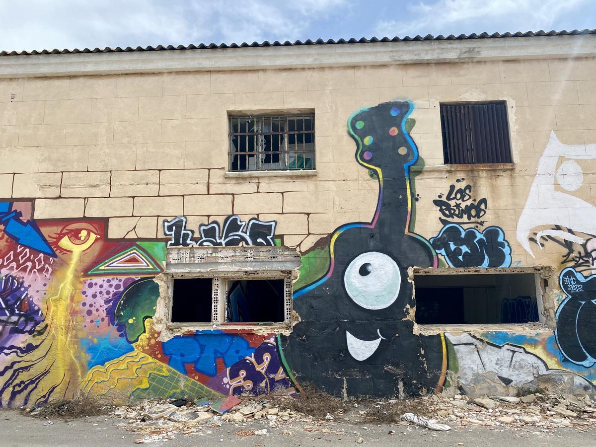 Las ventanas tapiadas han vuelto a ser abiertas