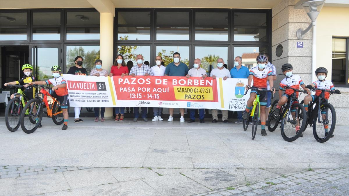 Presentación de la etapa de La Vuelta por Pazos de Borbén. / FdV