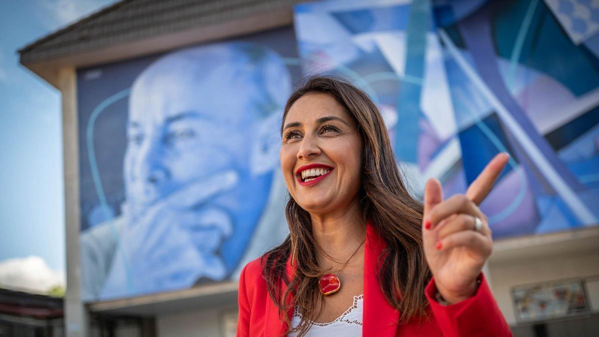 Laura Benítez, directora del CIFP César Manrique, en el distrito de Ofra.