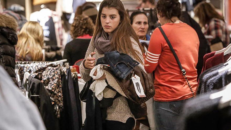 ¿Qué días festivos abrirán los comercios en Mallorca durante el puente de la Constitución?