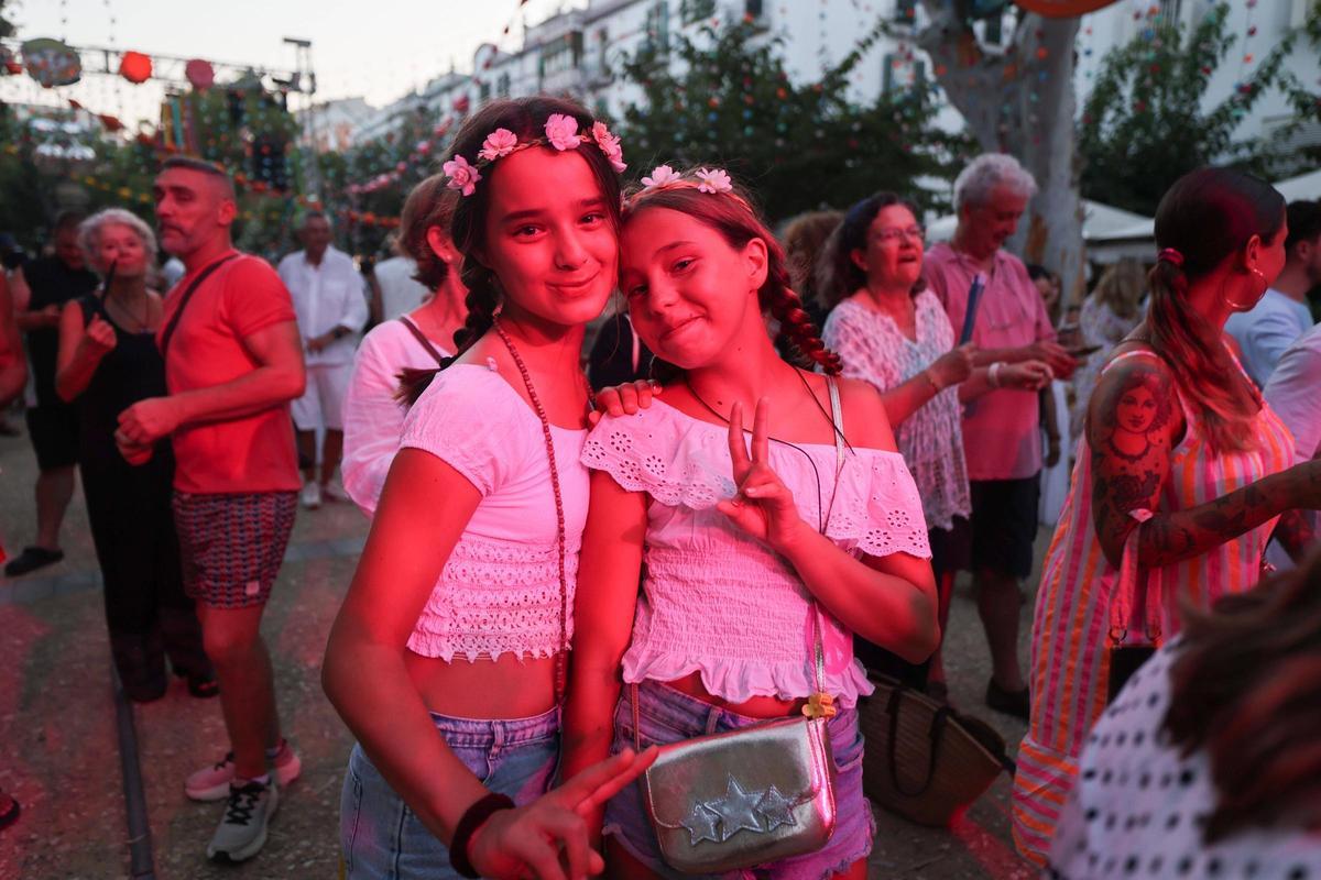 Todas las imágenes de la celebración del Flower Power de las Festes de la Terra