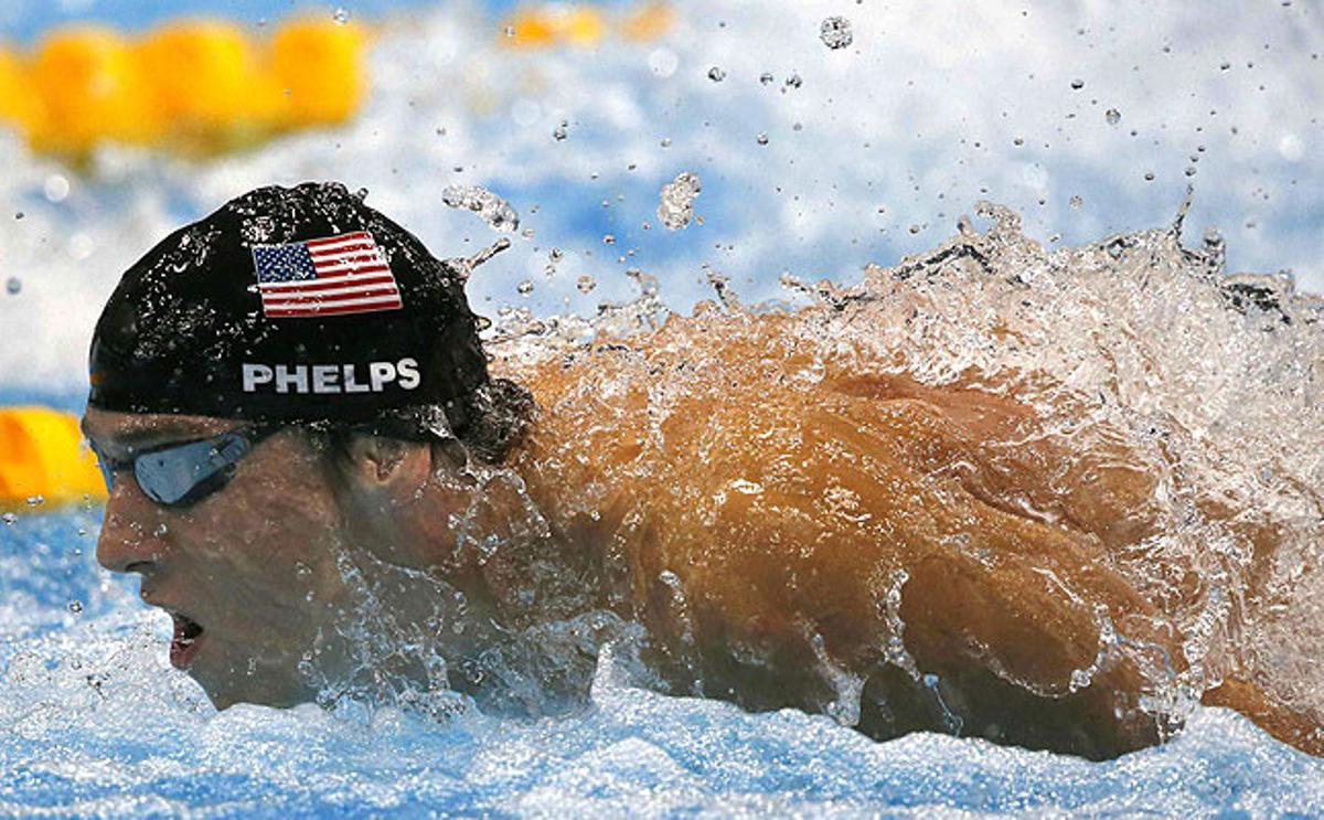 El nadador estadounidense Michael Phelps, durante la final de 100 metros mariposa, donde logró el oro y conquistó su 21ª medalla.