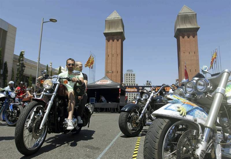 Fotogalería: Desfile de motos de Harley Davidson en Barcelona