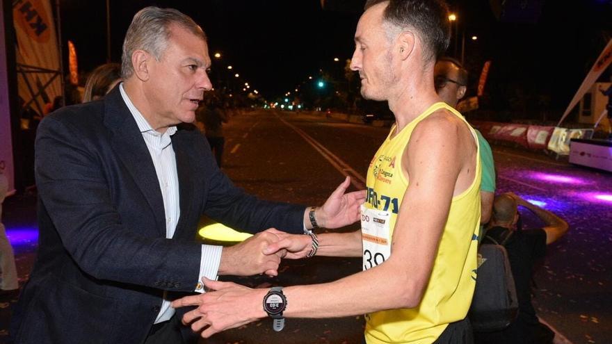 David Palacios y Belén Infante ganan la XXXVI Carrera Nocturna del Guadalquivir