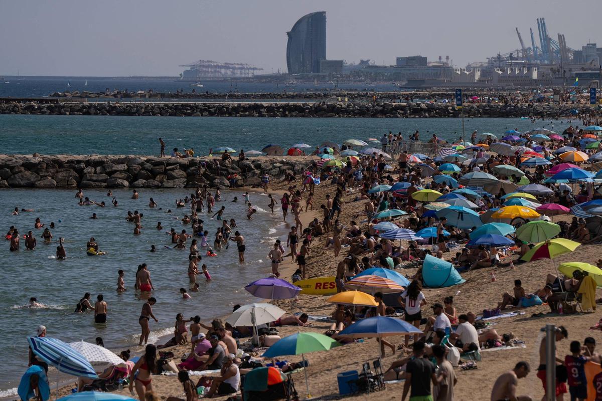 Ola de calor en Barcelona // Zowy Voeten Ola de calor en Barcelona // Zowy Voeten