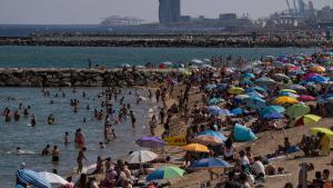 Ola de calor en Barcelona // Zowy Voeten