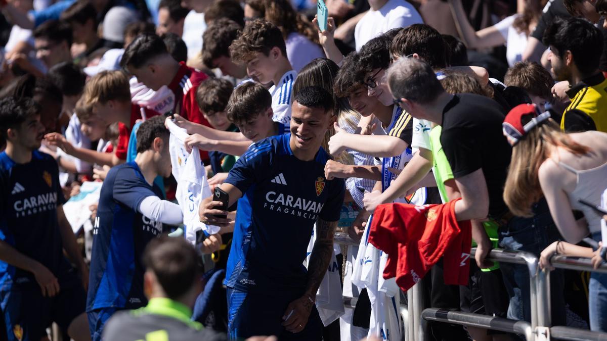 Puertas abiertas en el entrenamiento del Real Zaragoza