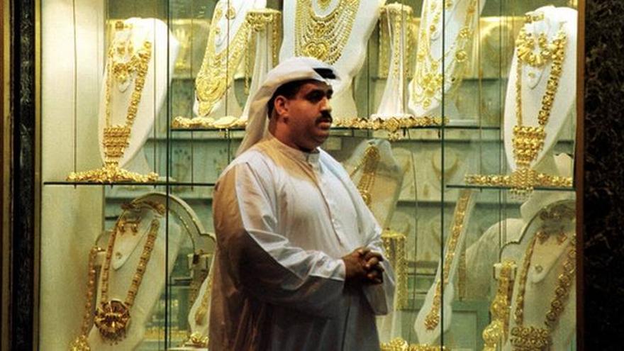 Dubái pagará con oro a quienes pierdan peso