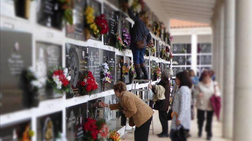 La Vall pedirá al juez autorización para abrir supuestos nichos vacíos