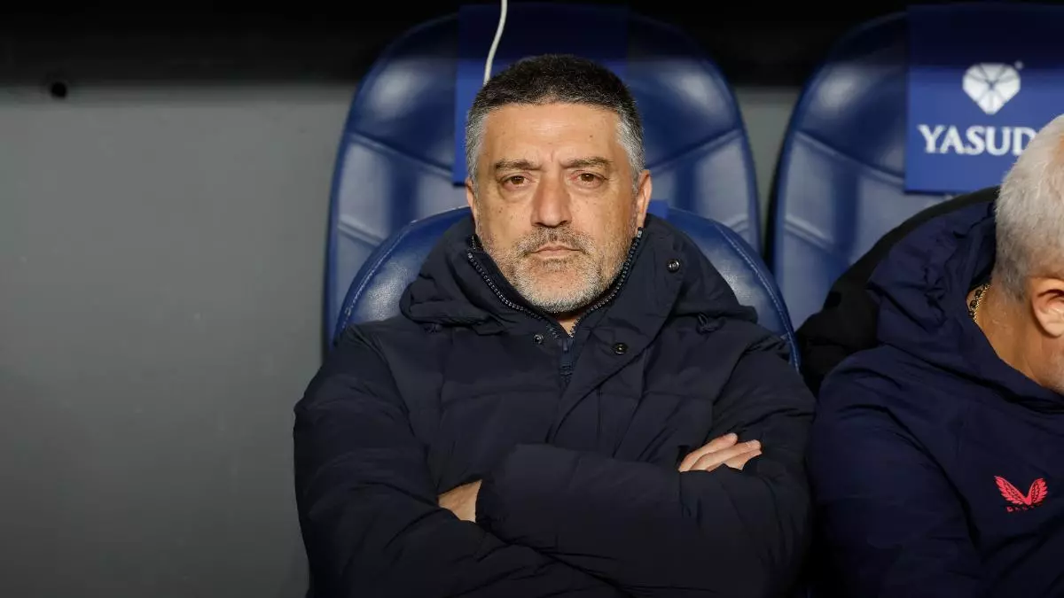 El Sevilla pone la cruz a Garc赤a Pimienta