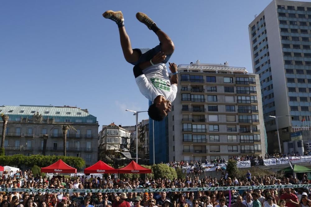 El cierre del Vigo Street Stunts desafía la gravedad