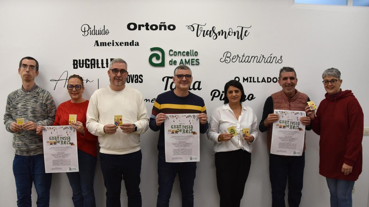 Alcalde de Ames, tercero por la izquierda, con ediles y participantes en la Gran Festa de Reis 2026